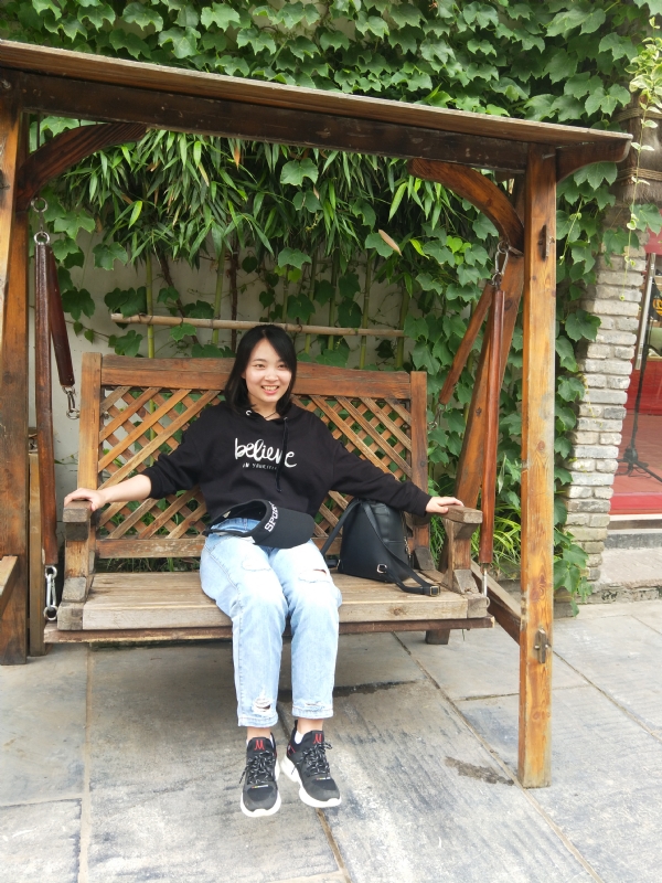 KT的第一张照片--枝江王婆说媒
